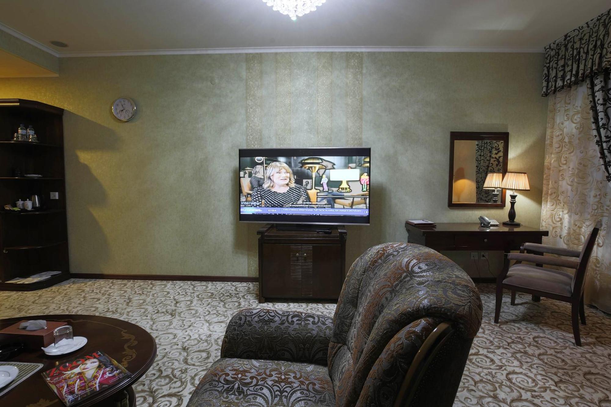 Hotel Zargaron Plaza Bukhara Esterno foto