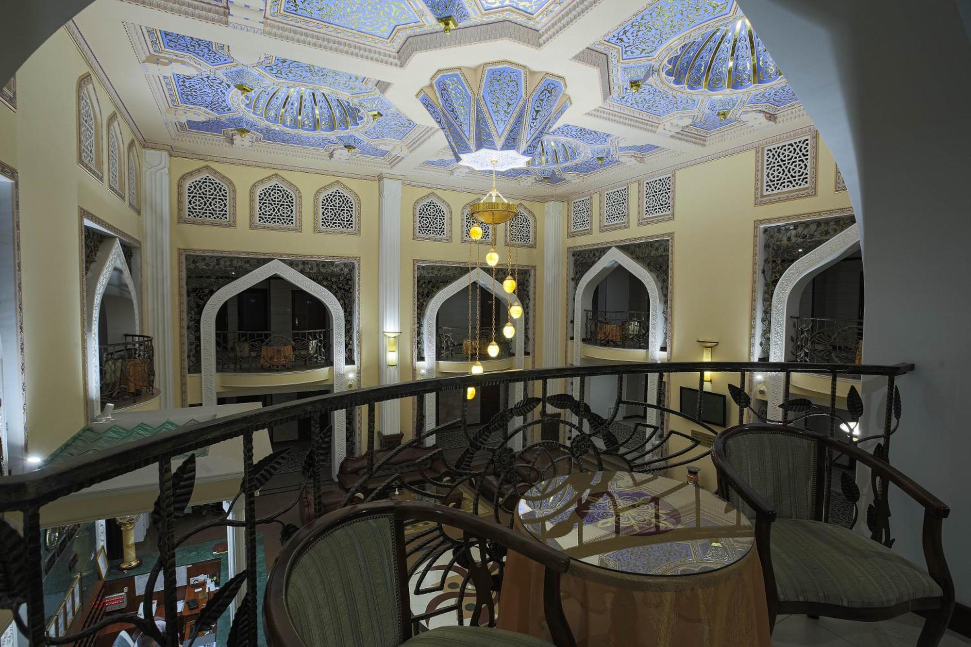Hotel Zargaron Plaza Bukhara Esterno foto