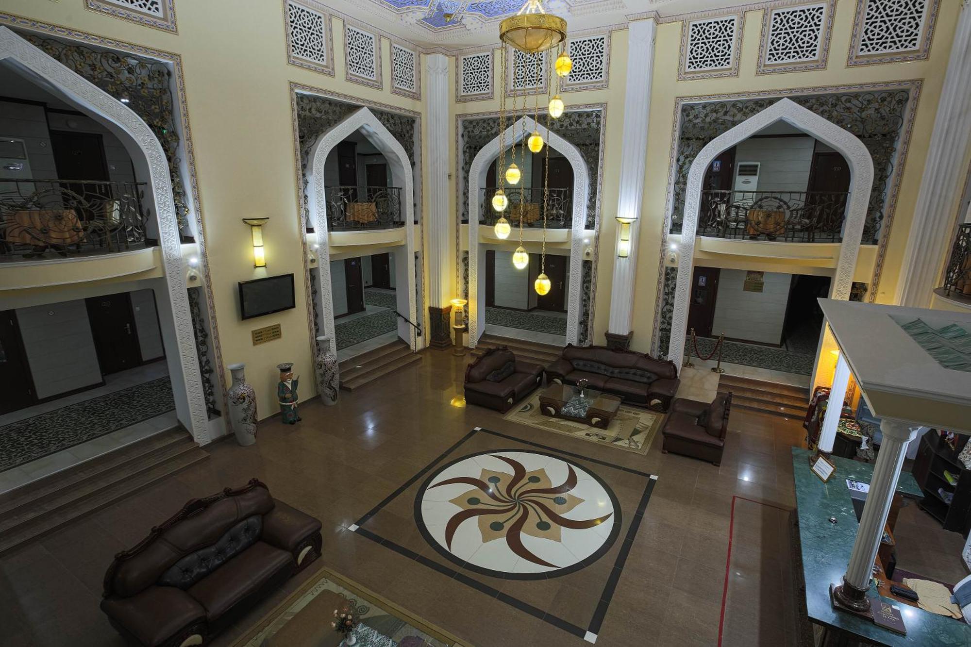 Hotel Zargaron Plaza Bukhara Esterno foto