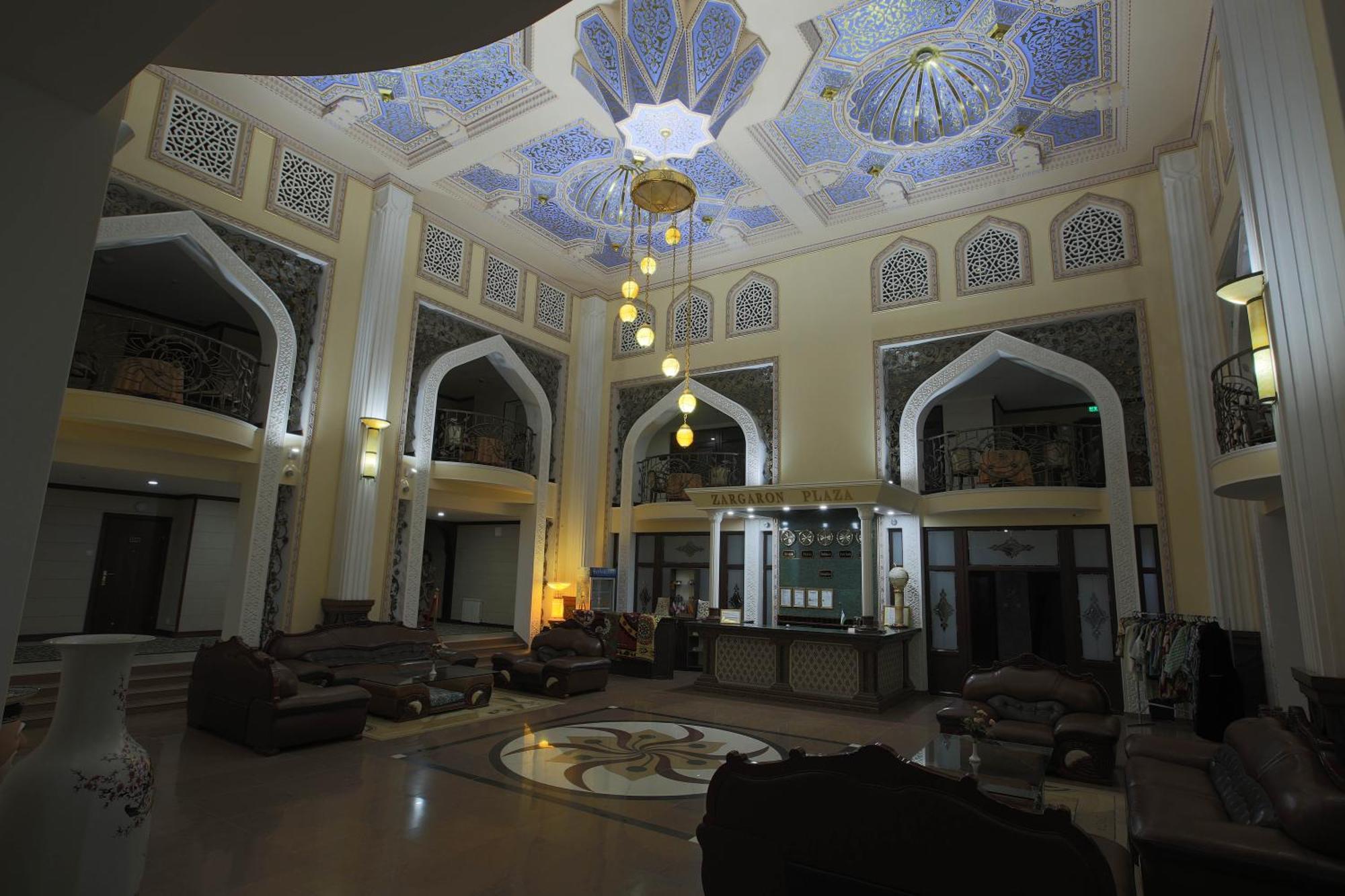 Hotel Zargaron Plaza Bukhara Esterno foto