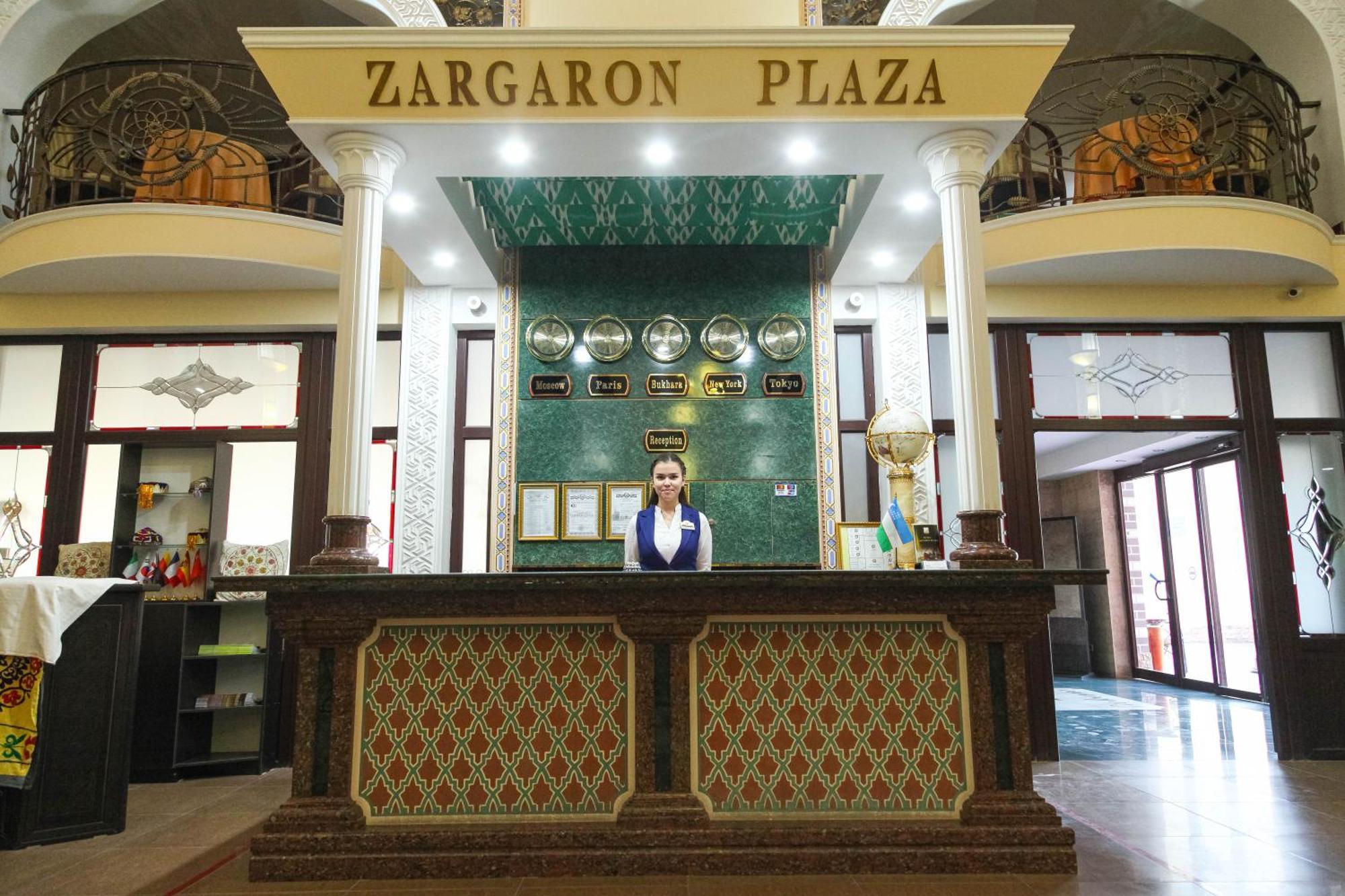 Hotel Zargaron Plaza Bukhara Esterno foto